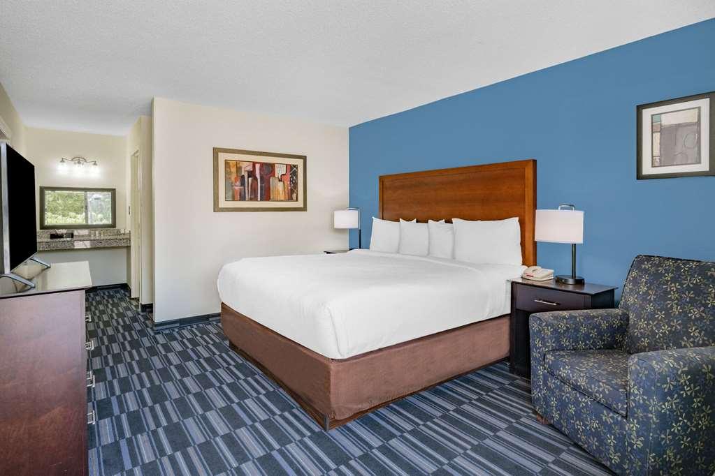 Days Inn And Suites By Wyndham Oxford Bilik gambar