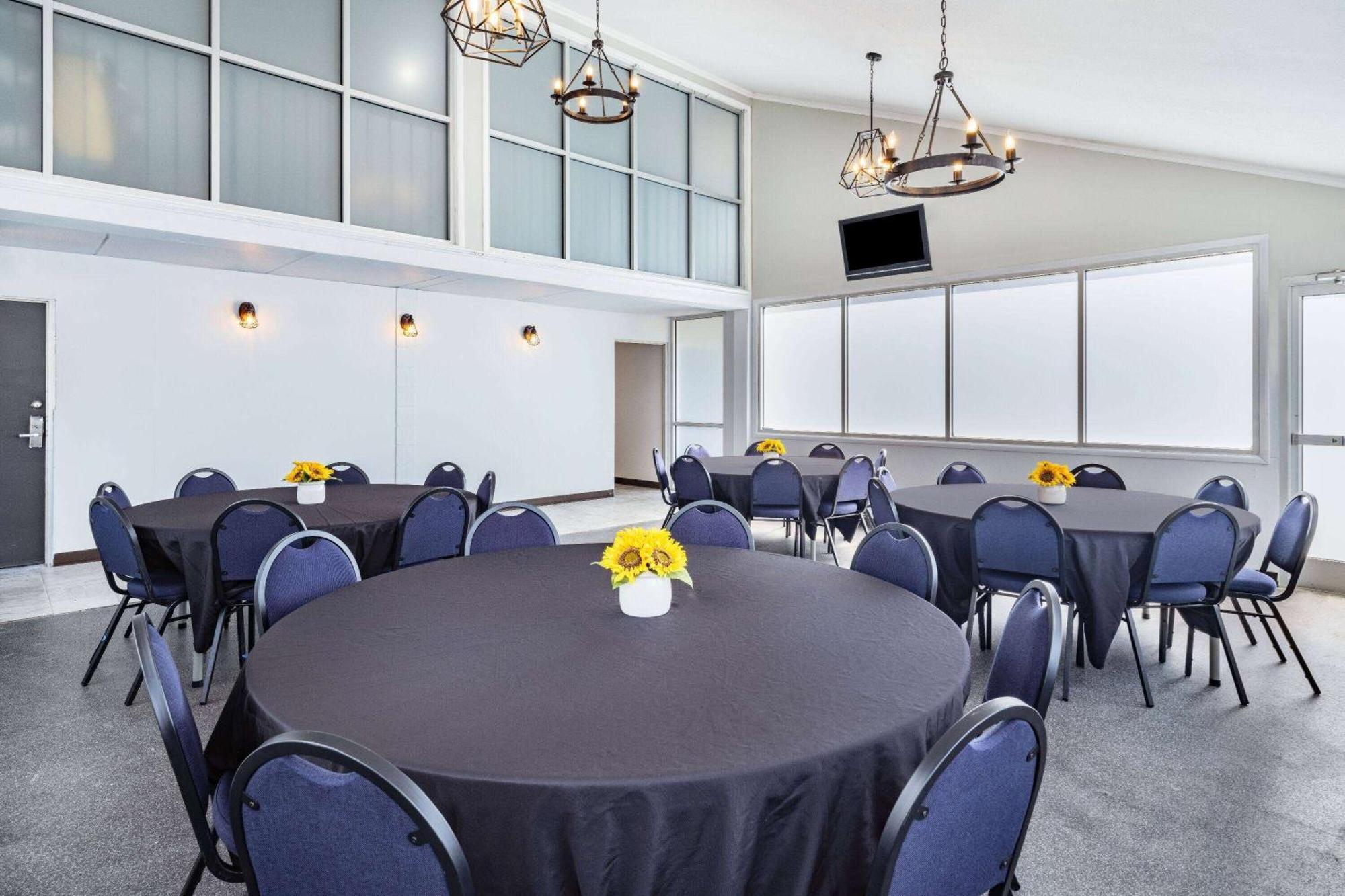 Days Inn And Suites By Wyndham Oxford Luaran gambar