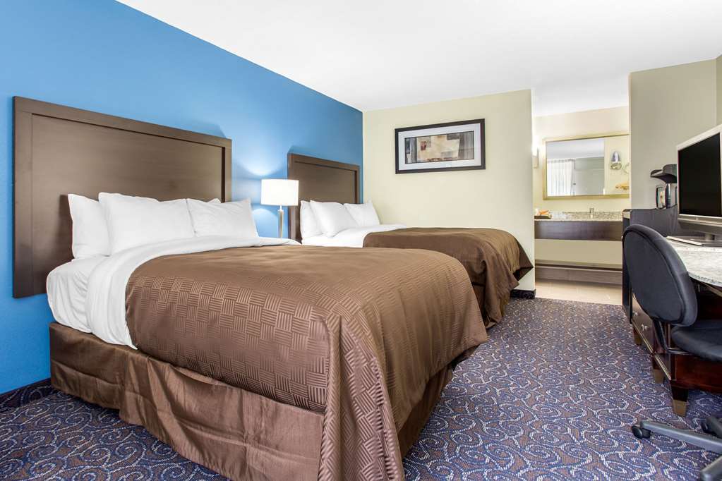 Days Inn And Suites By Wyndham Oxford Bilik gambar